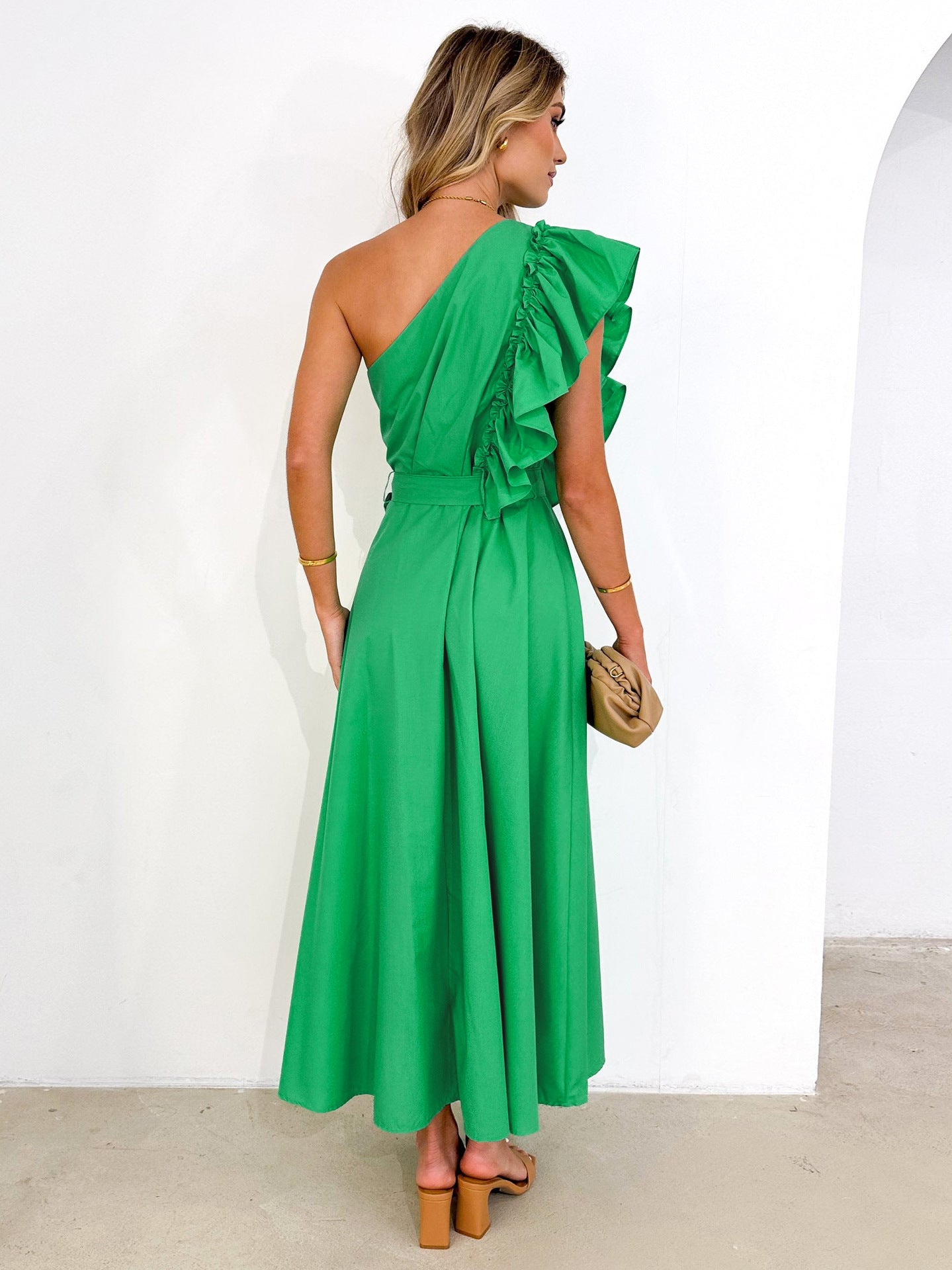 Women's Evening Gown One-Shoulder Lace-Up Dress Wooden Ear Fringe Bridesmaid Dress Toast Dress