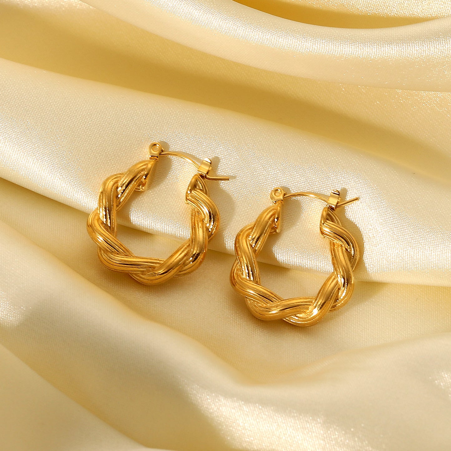 5pcs New Fashion Creative Style Earrings For Women 18K Gold Plated Stainless Steel Double Strand Twist Ribbed C-Shaped Earrings
