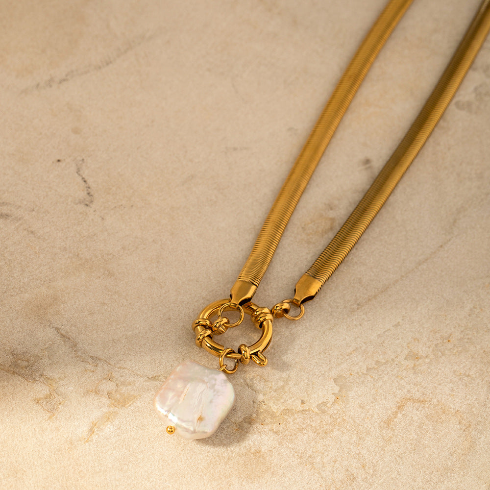 5pcs Fashion Popular 18K Gold-Plated Stainless Steel Hollow Heart Inset Zircon Pendant Necklace