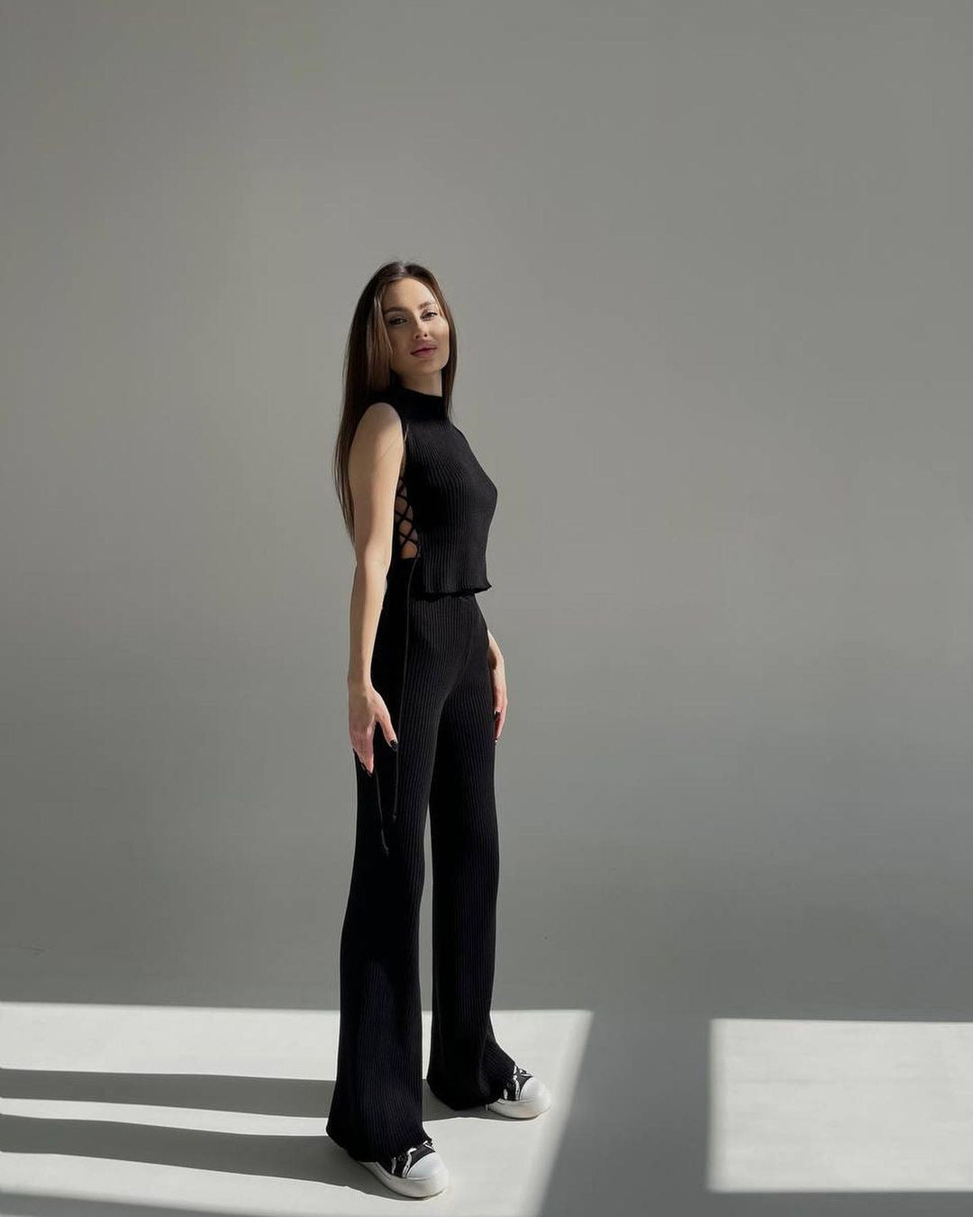 New Sexy Knitted Vest And Trousers Fashion Suit Women