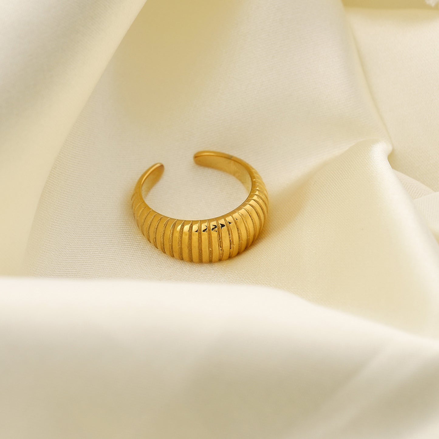 5pcs Tire Pattern Ring Female Fashion Vintage Titanium Steel Gold-Plated Ring Ring
