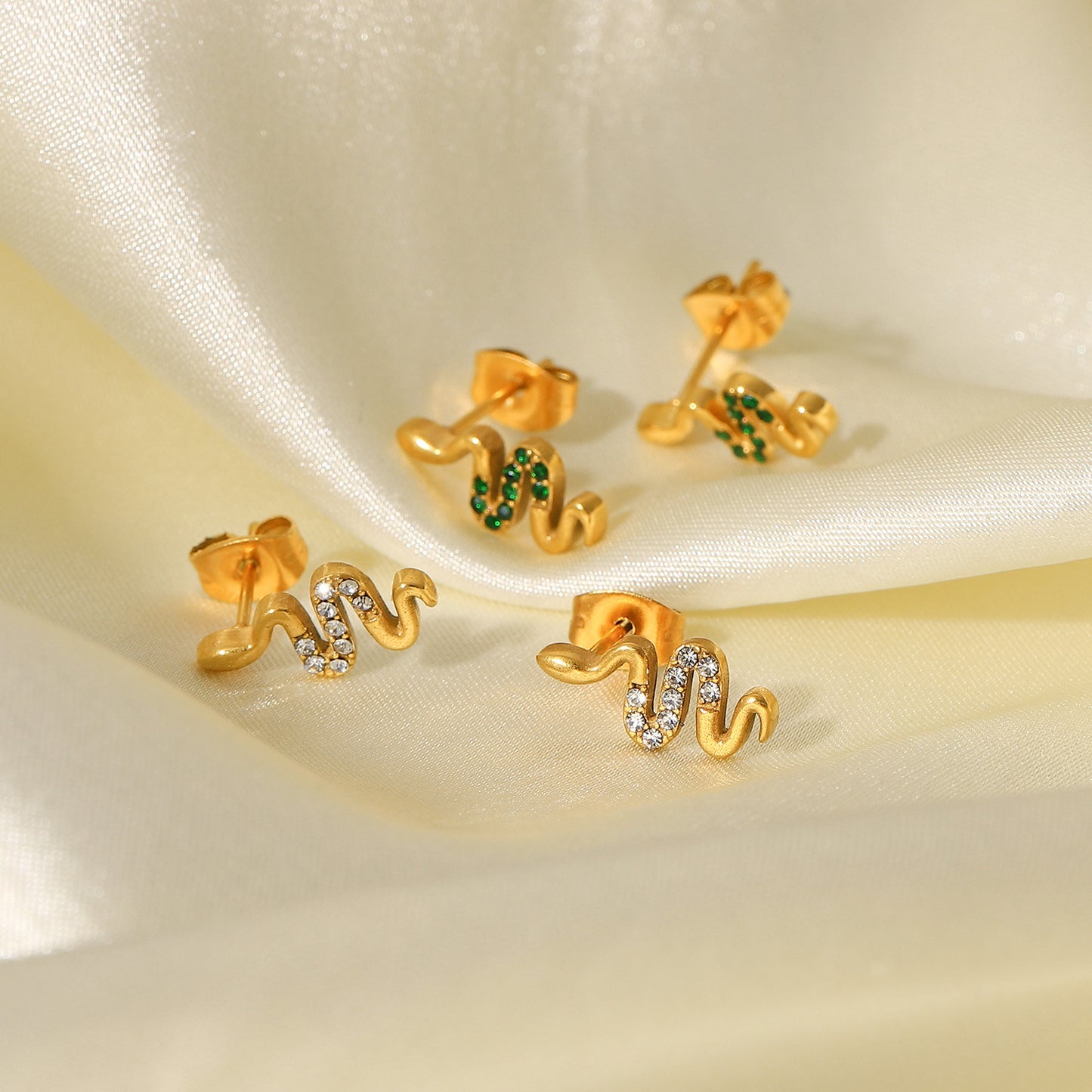 5pcs Stylish Vintage Earrings 18K Gold Stainless Steel Serpentine Earrings Set With Green/White Zircon Earrings For Women