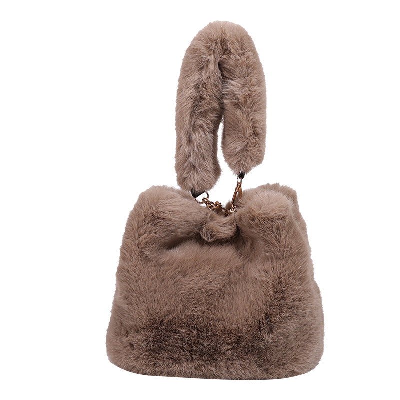 New Soft Plush Chain Crossbody Bag - Autumn and Winter Fashion for Women with a Touch of Luxurious Furry Elegance