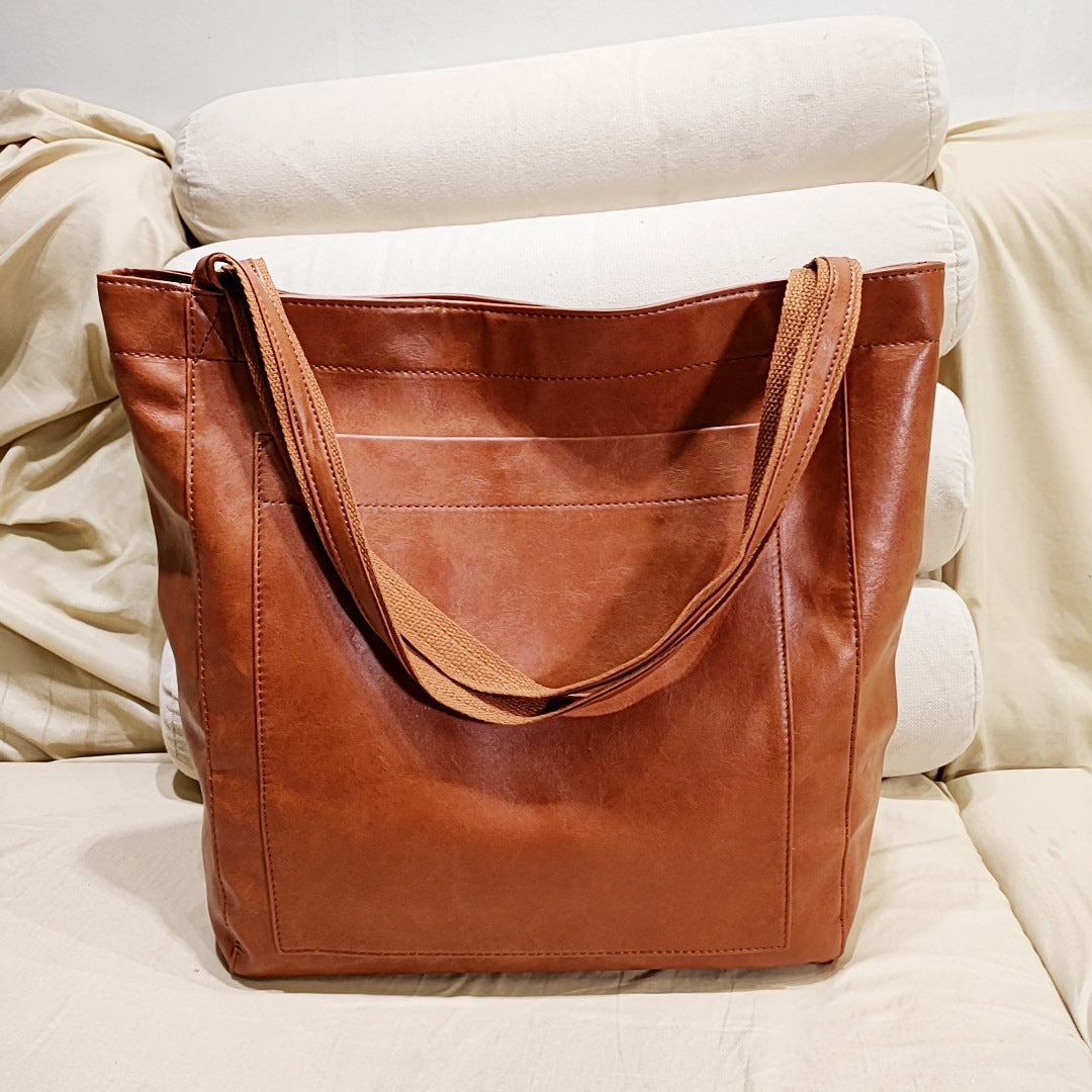 Women's Soft Leather Hand Bill With Pocket Shoulder Vintage Oil Wax Leather Large Capacity New Tote Bag For