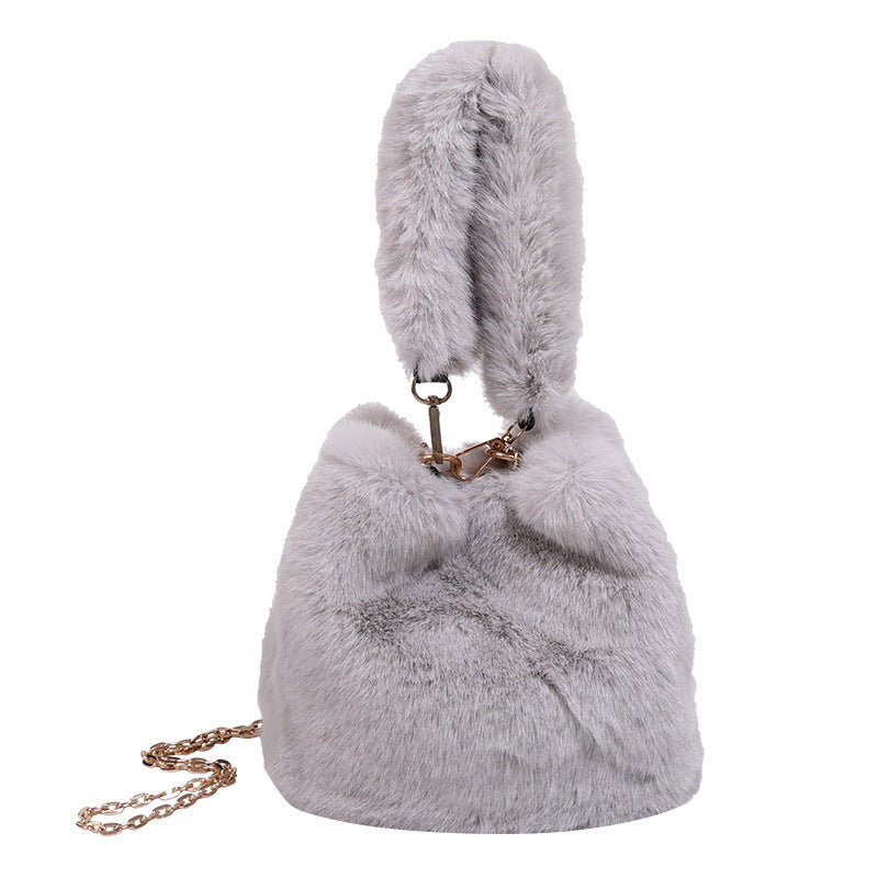New Soft Plush Chain Crossbody Bag - Autumn and Winter Fashion for Women with a Touch of Luxurious Furry Elegance