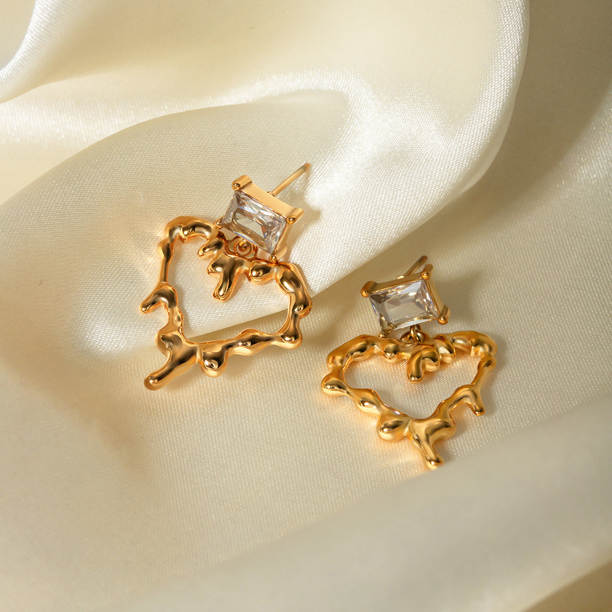 5pcs Hot 18K Gold Stainless Steel Zircon White Zircon Lava Love Pendant Earrings