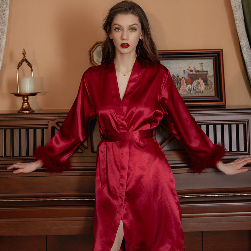 Bride Bridal Gown Ladies Feathered Gown Wedding Makeup Bridesmaids Get Married And Wear Tinted Bathrobes