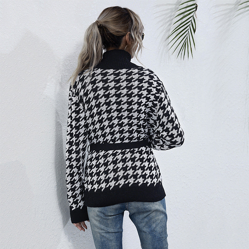 Chic Autumn Plaid Cardigan: Stay Cozy in Style with this Sweater Coat for Women