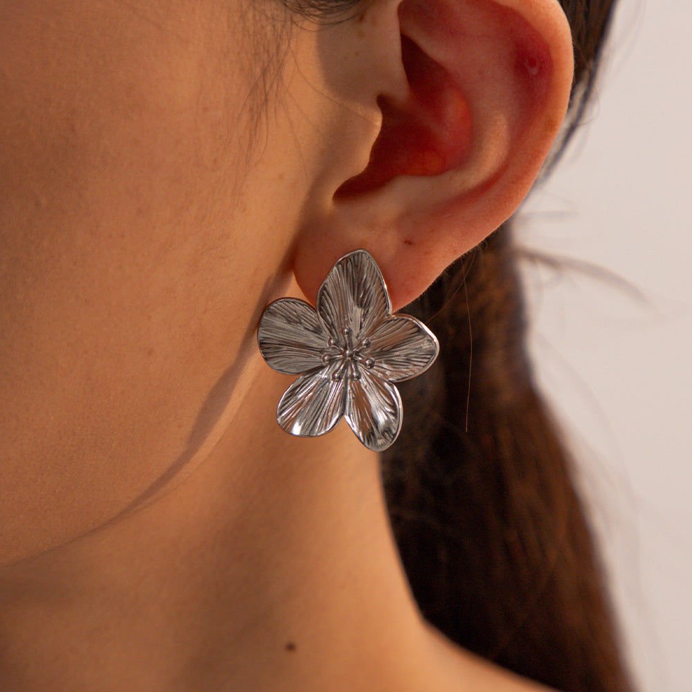 5pcs Titanium Steel Flower Earrings Earrings Stud New Fashion Temperament Niche Design Earrings