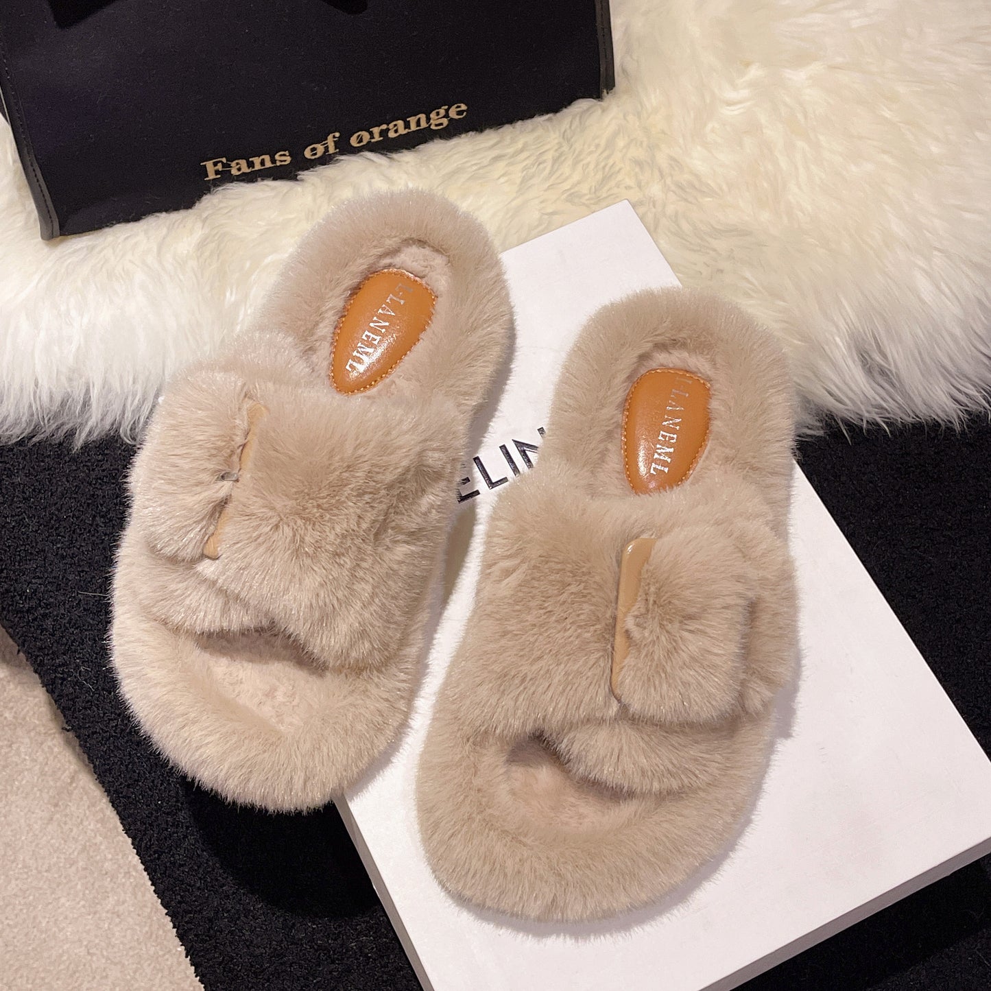 Autumn And Winter New Word Buckle Inside The Cashmere Fashion Senior Sense Outside To Wear Female Furry Slippers