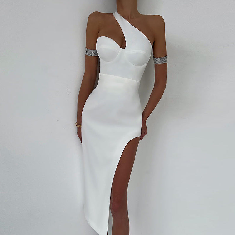 Spring And Summer New Women's Dress Temperament Sexy Oblique Shoulder Split Breast Dress Female