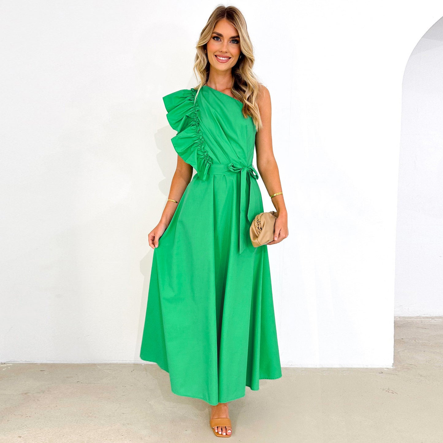 Women's Evening Gown One-Shoulder Lace-Up Dress Wooden Ear Fringe Bridesmaid Dress Toast Dress