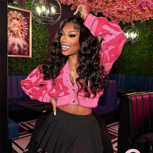 Style New Autumn Fashion Sweet Color Combination Low-Cut V-Neck Buckle High Waist Slim Knit Top Woman