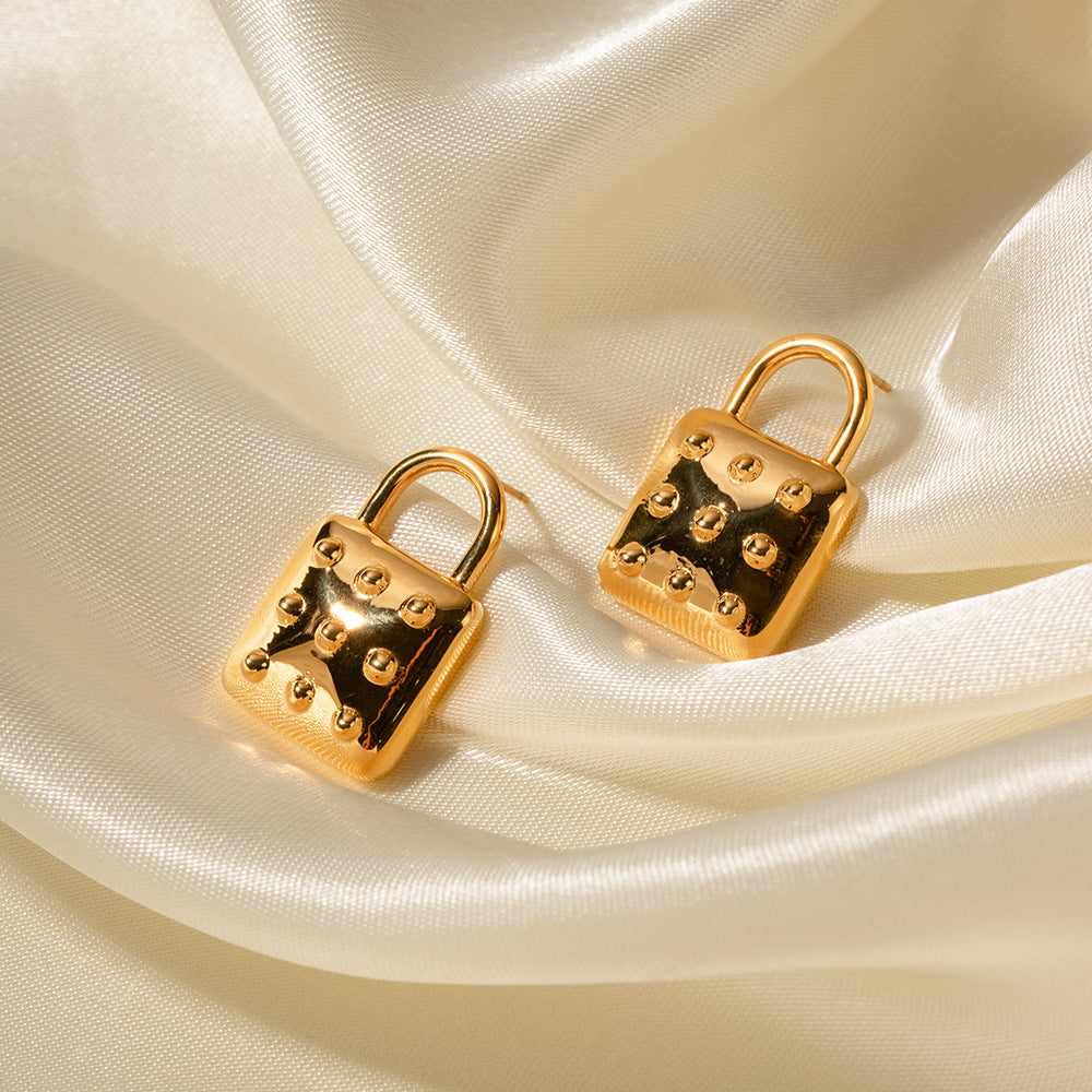 5pcs Titanium Steel Lock Earrings Stud New Fashion Temperament Niche Design Female Earrings Punk Earrings