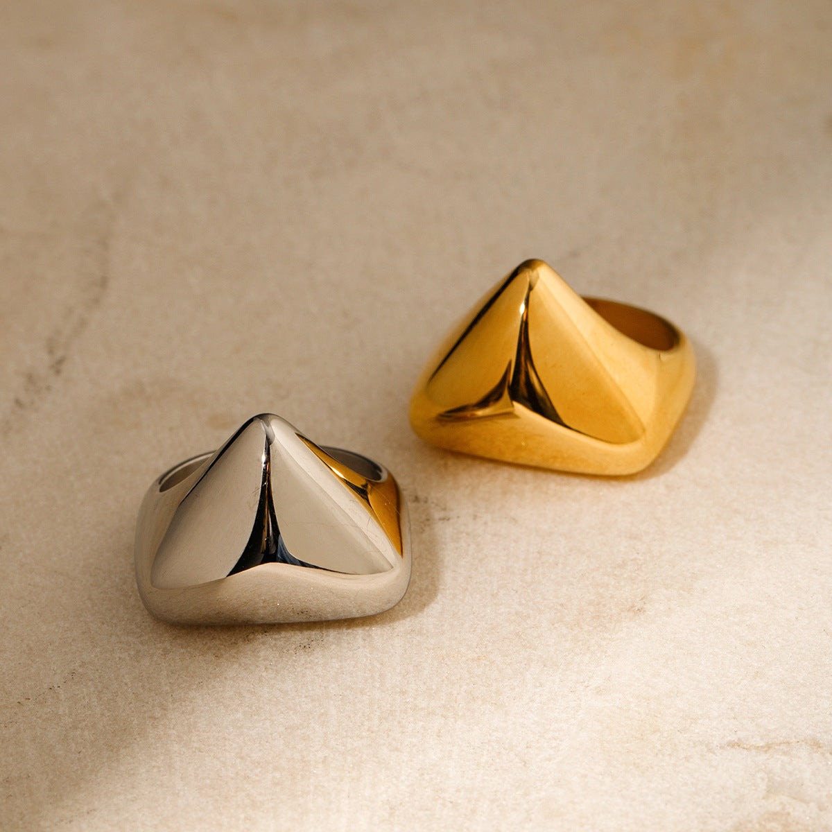 5pcs Fashion 18K Gold Stainless Steel Smooth Ring Irregular Triangle Ring No. 7 Women