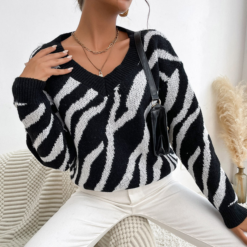 Autumn Clothing Bottom Pullover V-Neck Black Zebra Print Sweater
