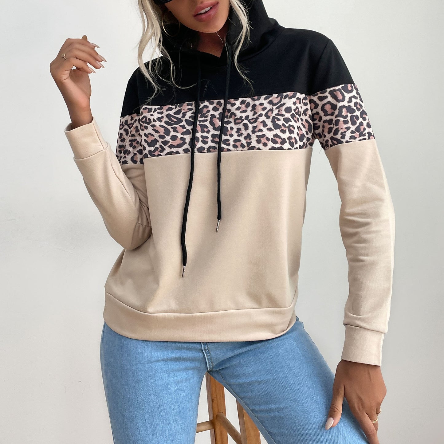 Women's Retro Leopard Print Hoodie in Autumn Colors