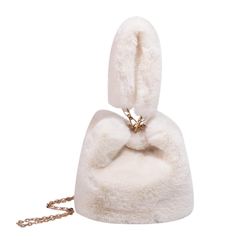New Soft Plush Chain Crossbody Bag - Autumn and Winter Fashion for Women with a Touch of Luxurious Furry Elegance