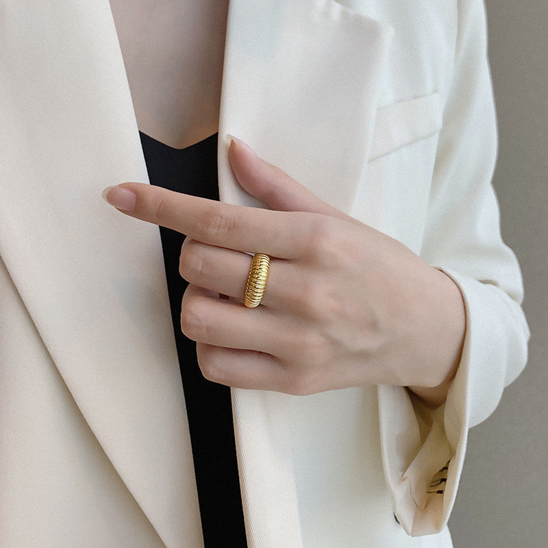 5pcs Tire Pattern Ring Female Fashion Vintage Titanium Steel Gold-Plated Ring Ring