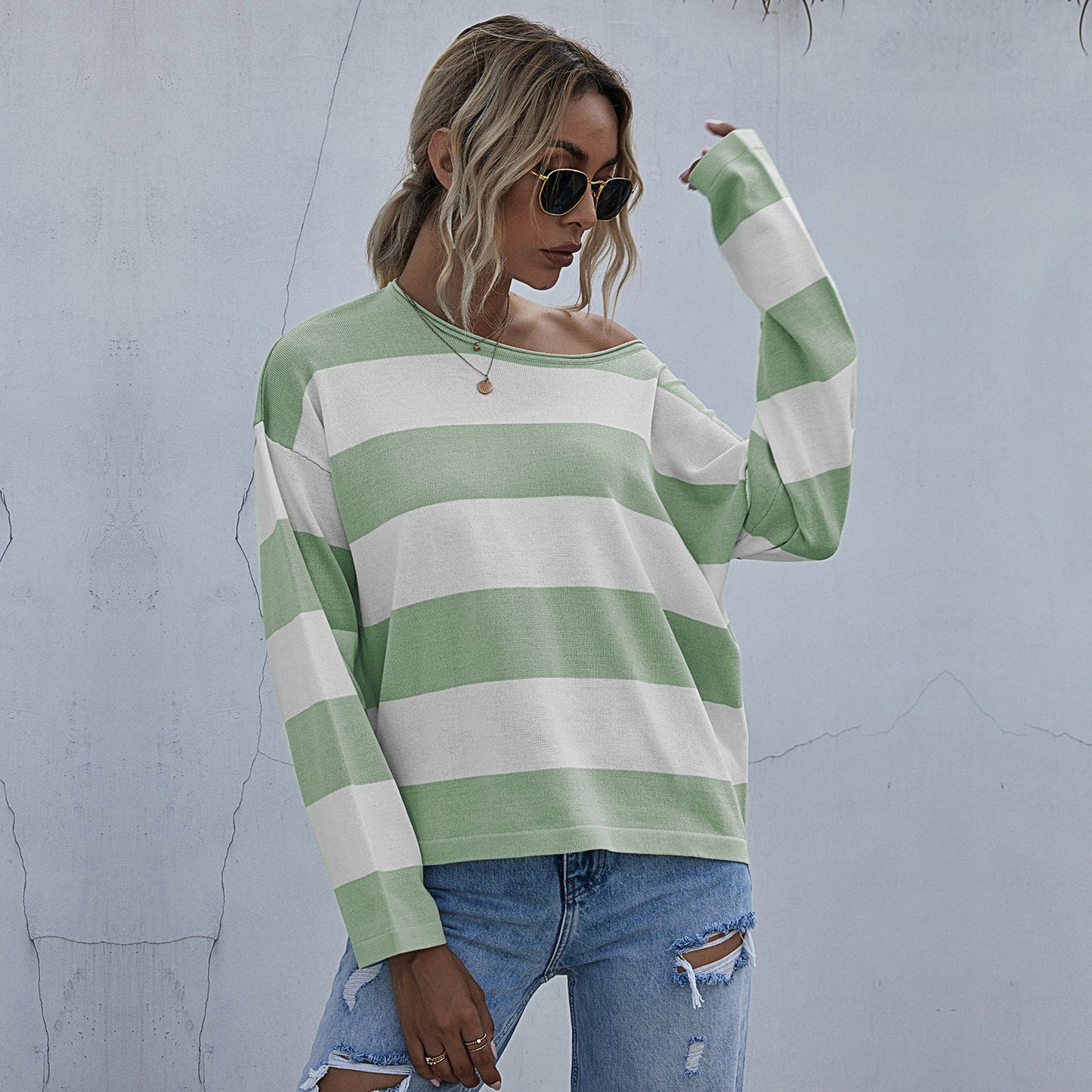 Stylish Women's Loose Crew Neck Striped Sweater