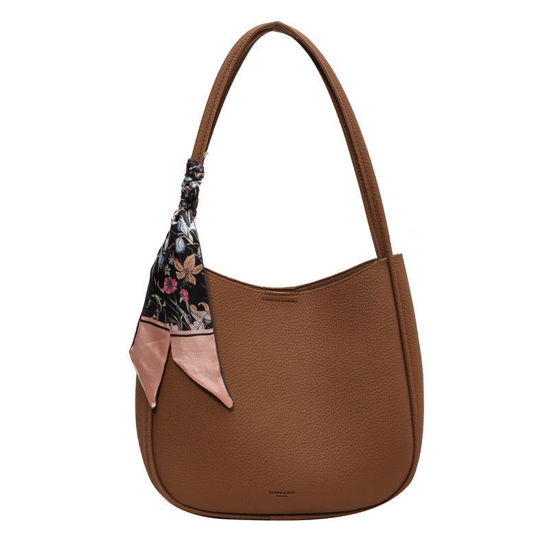 Single Shoulder Underarm Bag Women'S Large Capacity Tote Bag Autumn New Commuter Bag With A Small Elephant Bag