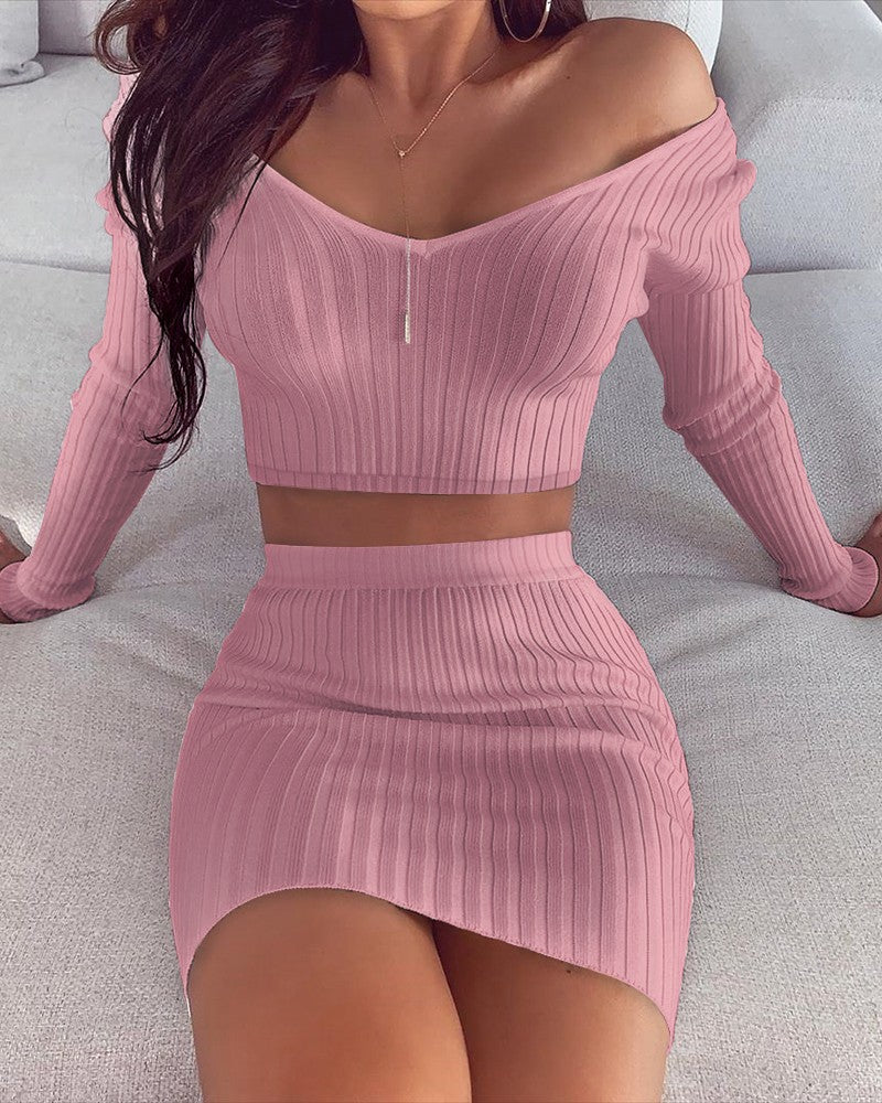 Sexy V-Neck Pit Strip Off-The-Shoulder Long Sleeve Knitted Top Short Skirt Two-Piece Set