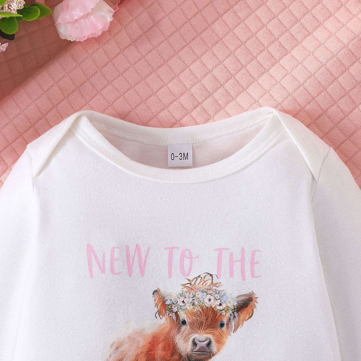 Autumn New Product Mori Simple And Lovely Niuniu Printed Clothes + Floral Trousers + Floral Round Hat Three-Piece Set
