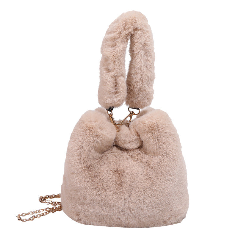 New Soft Plush Chain Crossbody Bag - Autumn and Winter Fashion for Women with a Touch of Luxurious Furry Elegance