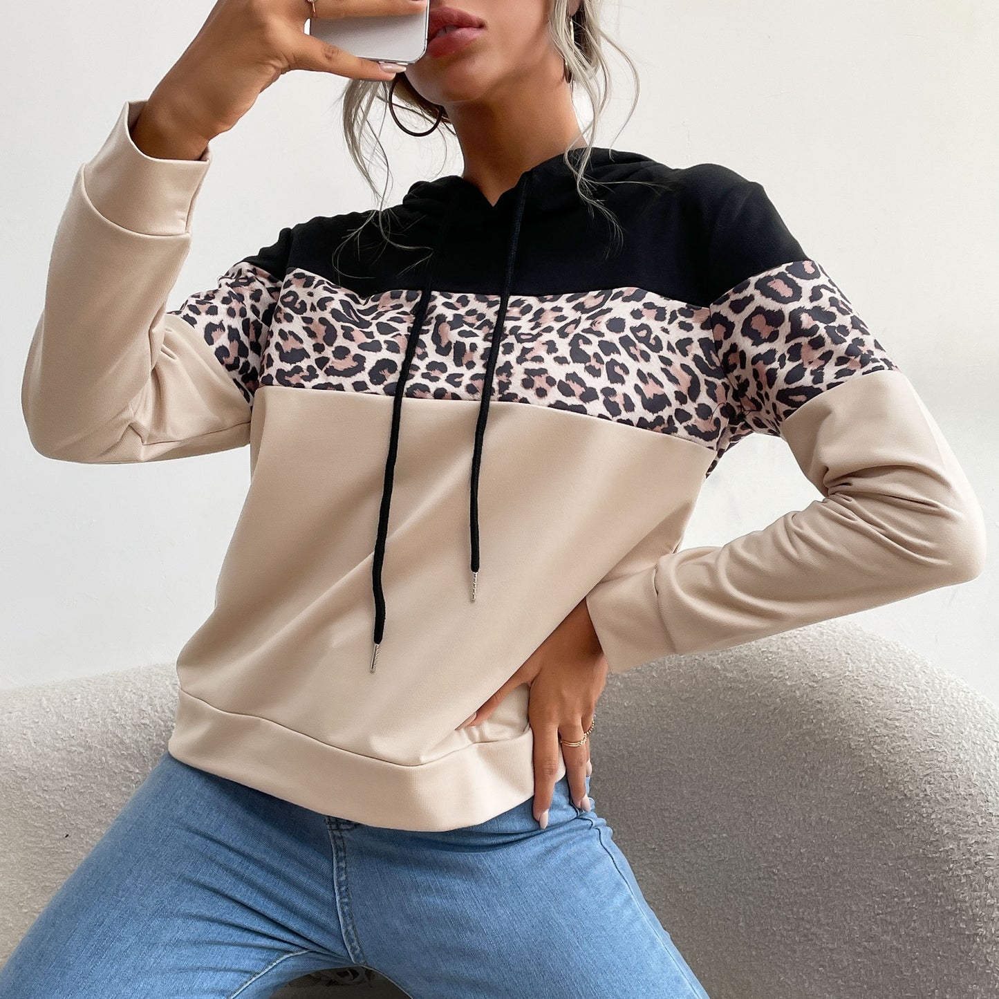 Women's Retro Leopard Print Hoodie in Autumn Colors