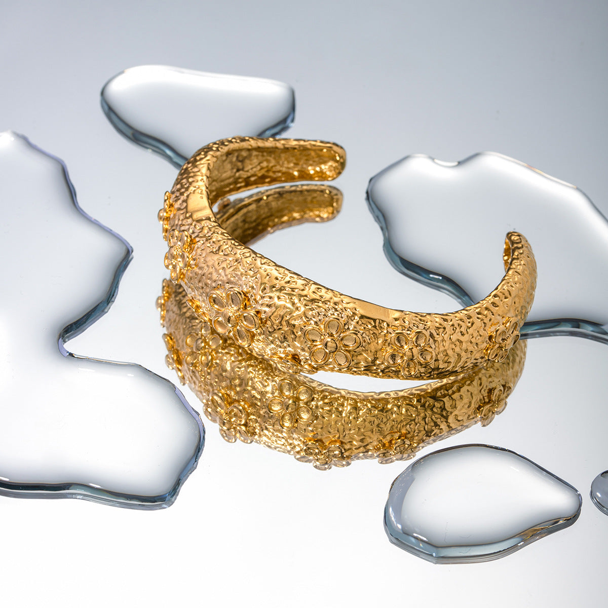 5pcs Stylish Design 1 Stainless Steel 18K Gold Stainless Steel Hammer Flower Opening Bracelet