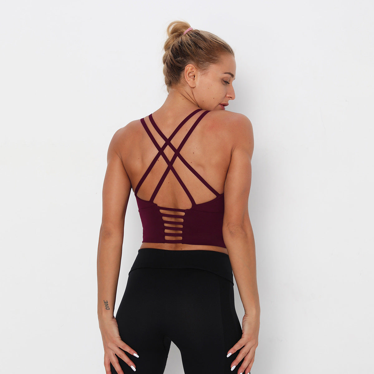 New Cross Back Sports Bra With Thin Straps Shock-Proof Push-Up Sports Yoga Vest