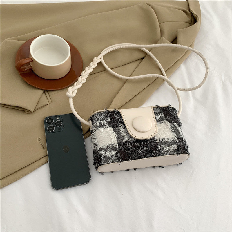 New Fabric Box Bag for Women - Chic Single Shoulder Crossbody, Ideal for Holiday Elegance in a Simple Small Square Design