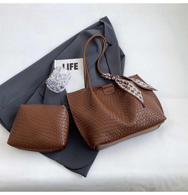 Senior Sense Commuter Large Capacity Bag Female New Fashion Retro All-In-One Shoulder Bag Air Tote Bag