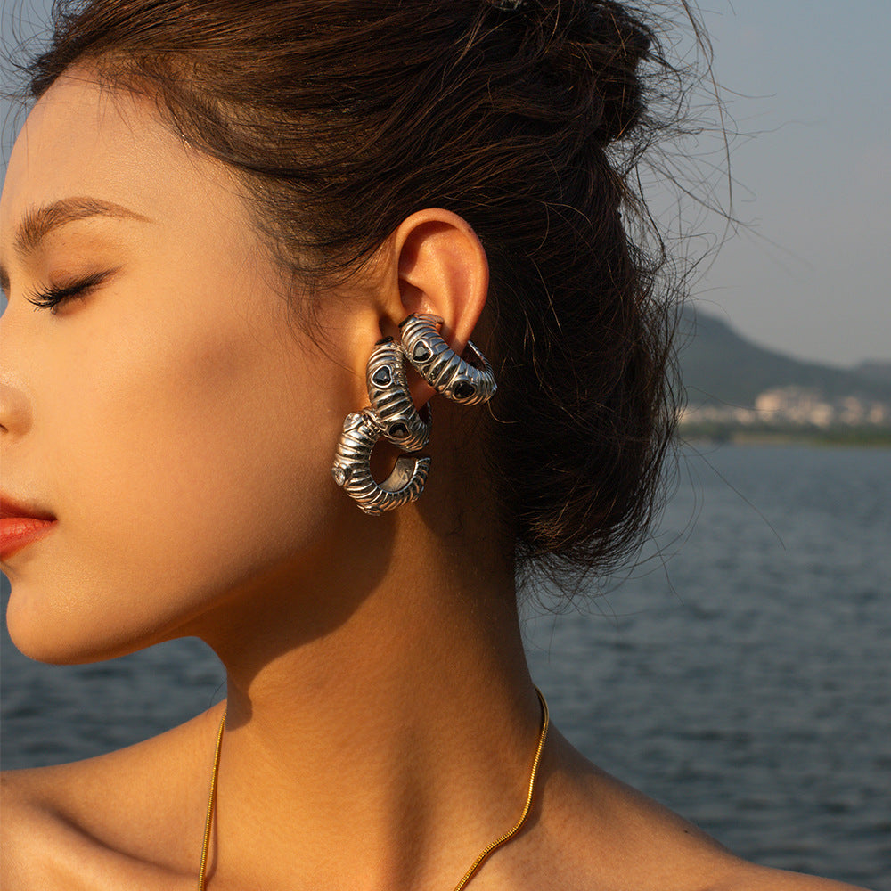 5pcs 18K Gold Stainless Steel Inlaid With Black Zircon Bread Earrings Do Not Fade Jewelry