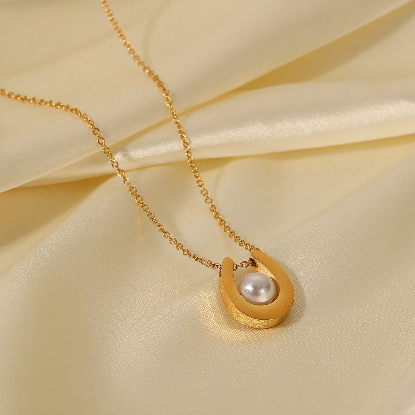 5pcs New 18K Gold Plated Chain Ring Pearl Pendant Necklace Stainless Steel U-Shaped Pearl Round Pearl Necklace For Women