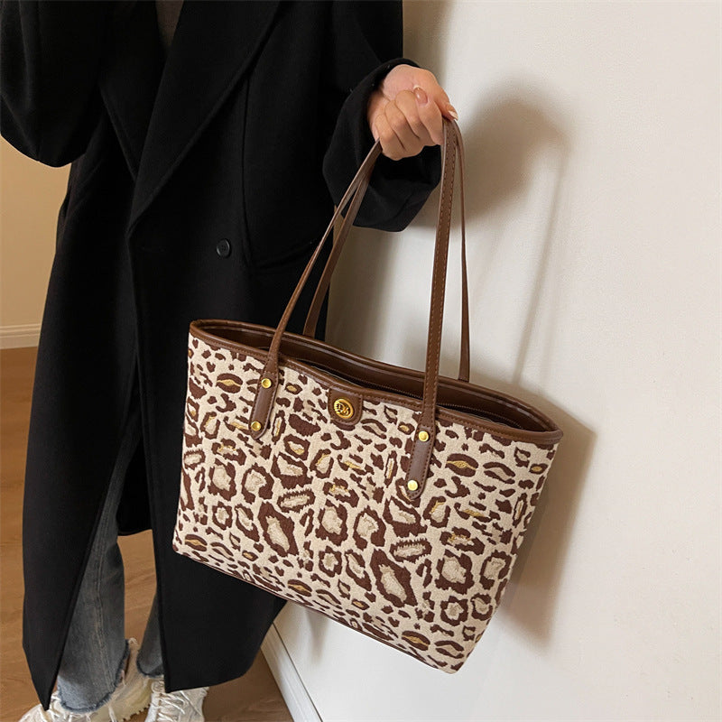 Popular Bag Female Autumn And Winter New Casual Fashion Large Capacity Tote Bag Single Shoulder Underarm Bag Female