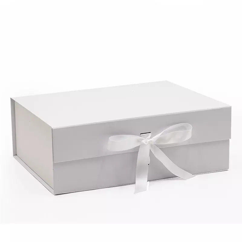 Gift Box Logo White Kraft Paper Cardboard Box Pure White Book Box Foldable Gift Box ( MOQ 500 )
