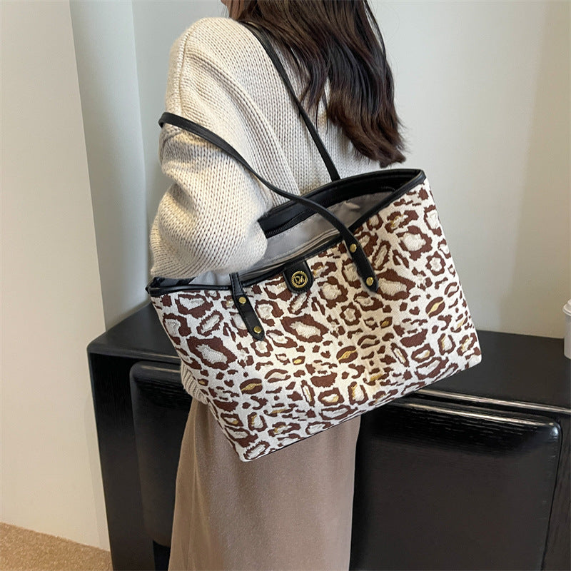 Popular Bag Female Autumn And Winter New Casual Fashion Large Capacity Tote Bag Single Shoulder Underarm Bag Female