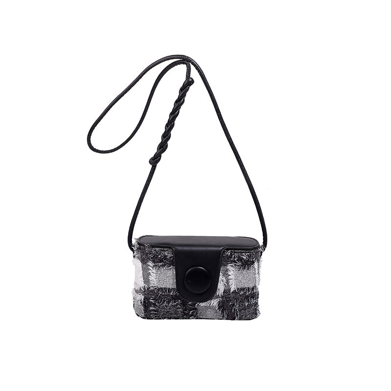 New Fabric Box Bag for Women - Chic Single Shoulder Crossbody, Ideal for Holiday Elegance in a Simple Small Square Design