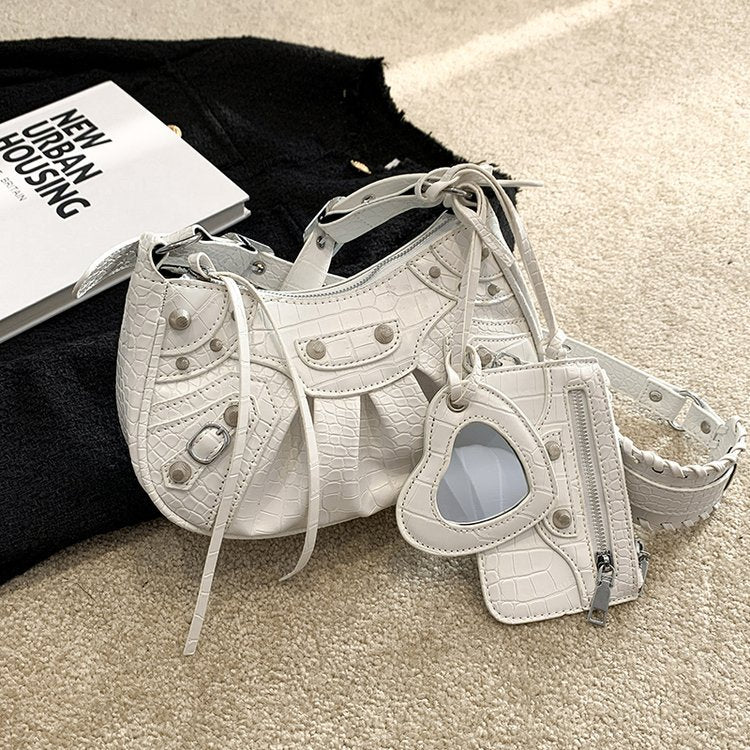 New Underarm Bag Female Retro Rivet Motorcycle Bag Fold Moon Tooth Mother Single Shoulder Crossbody Bag Female
