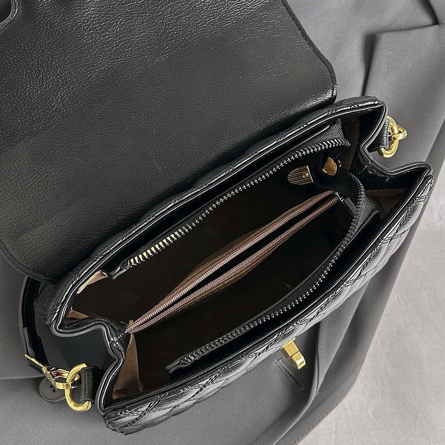 Version Of Fashion Small Fragrance Women's Bag New High-Grade Sense Diamond Lattice Chain Bag Simple Crossbody Bag Small Square
