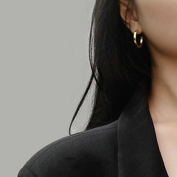 5pcs Same Earrings 18K Gold Plated Stainless Steel Italian Magazine C Open Solid Square Ear Loop Female