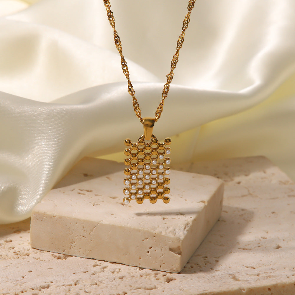 5pcs Hollow Titanium Steel Necklace 18K Gold Inlaid Pearl Stainless Steel Necklace Female Fashion Exquisite Senior Collar