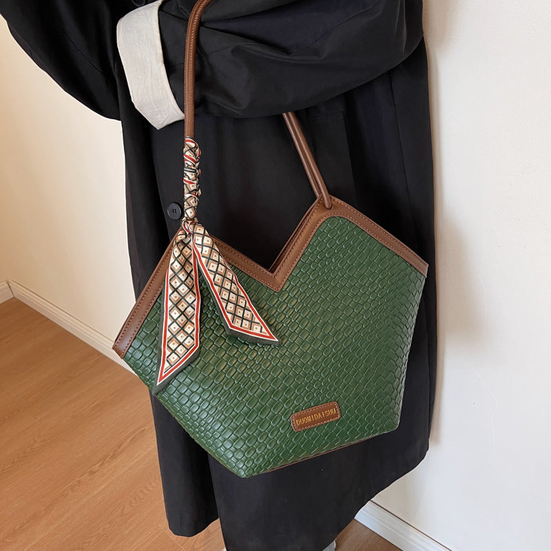 Large Capacity Bag Women New Autumn Premium Sense Commuter Work Shoulder Bag Class Tote Handbag