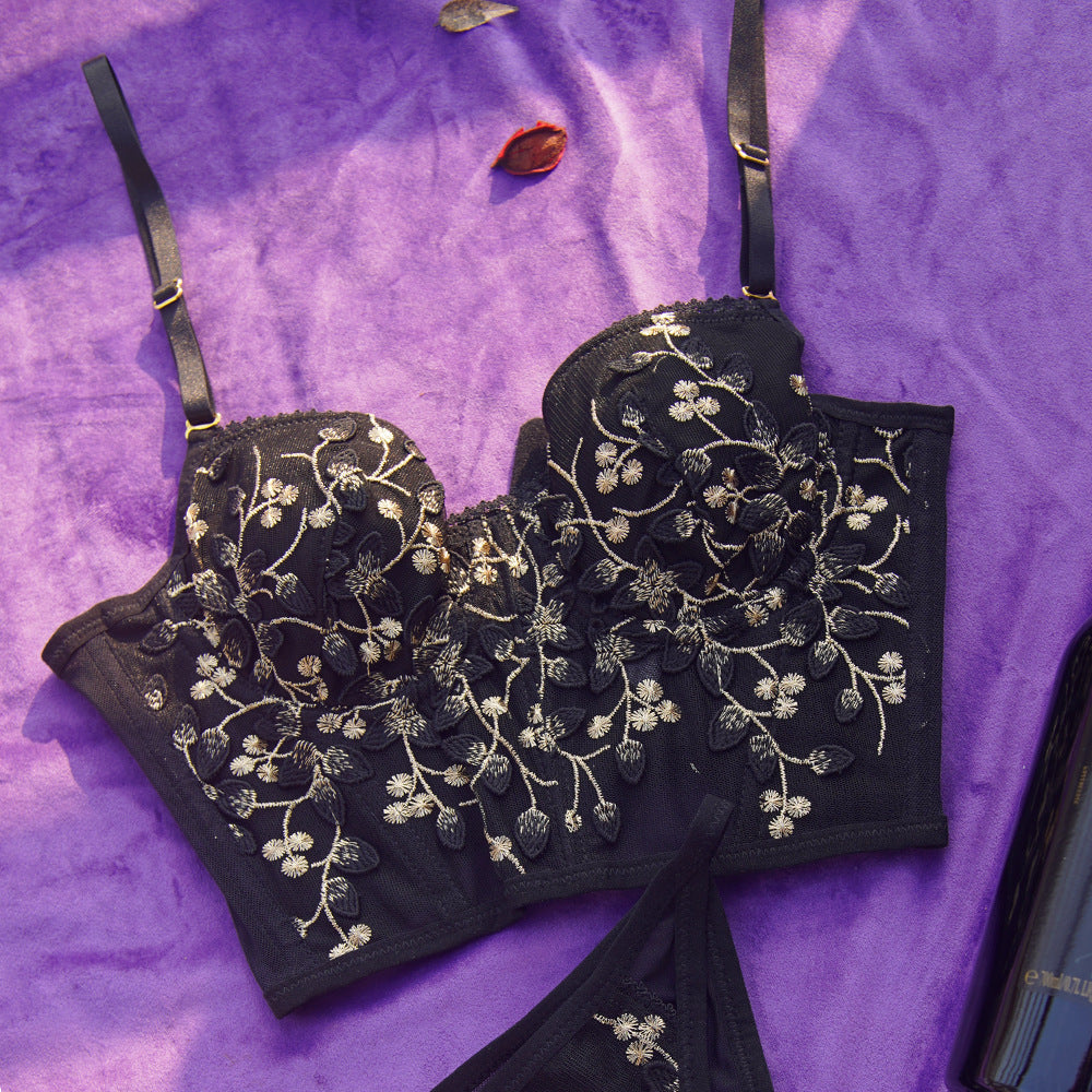 Comfortable Embroidered Lace Fishbone Waistcoat Long Lingerie Set Girls Sexy Lace Bra