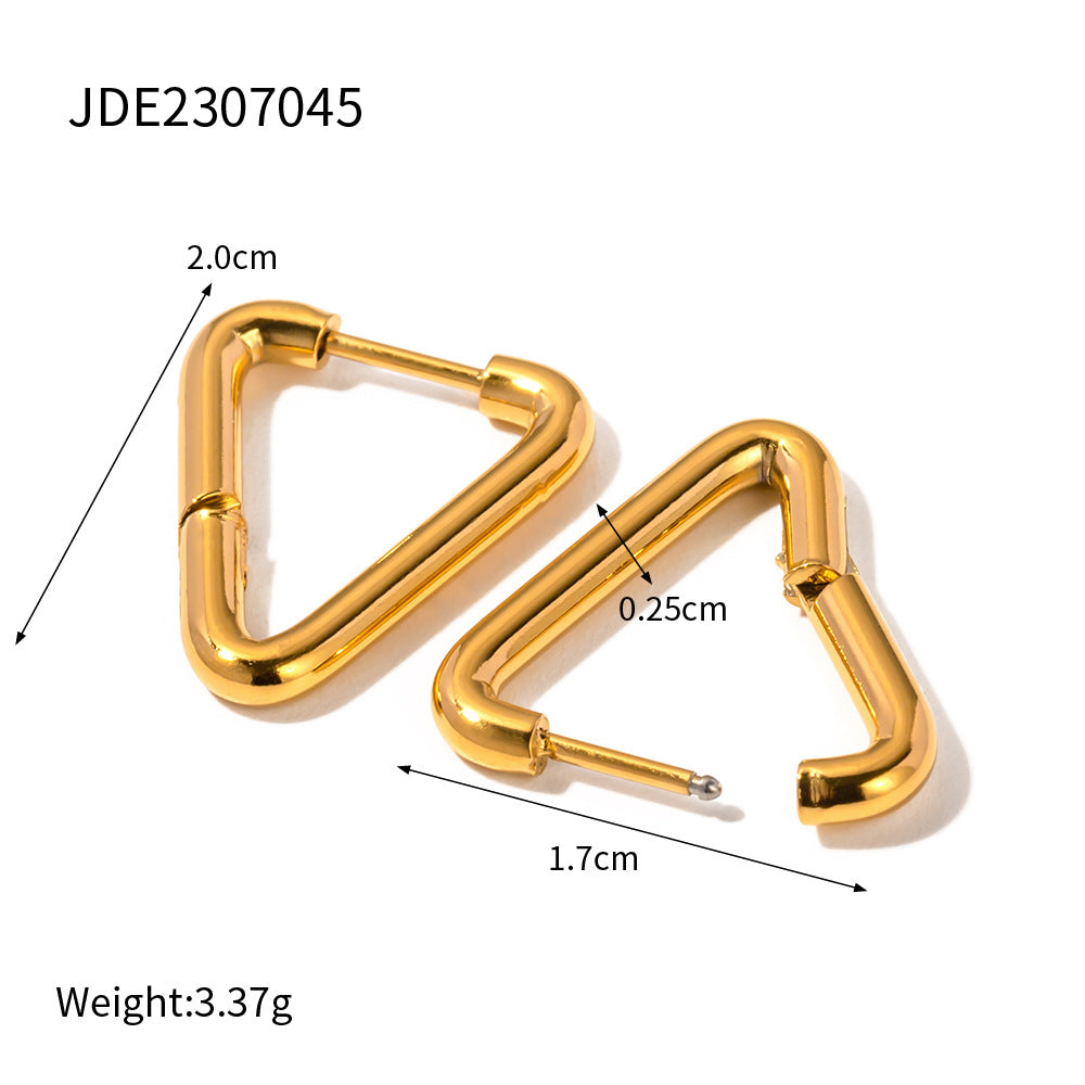 5pcs With Temperament Titanium Steel Earrings Stainless Steel Plated 18K Gold Love Stud Earrings With Earrings For Women