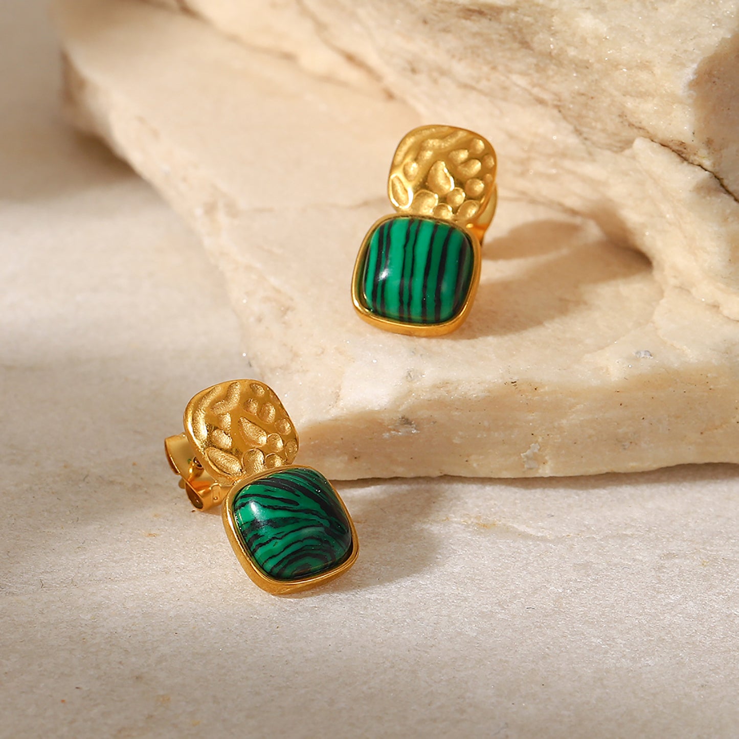 5pcs Retro Style Green Malachite Inlaid Necklace Earrings Ring Bracelet 18K Gold Stainless Steel Jewelry Women