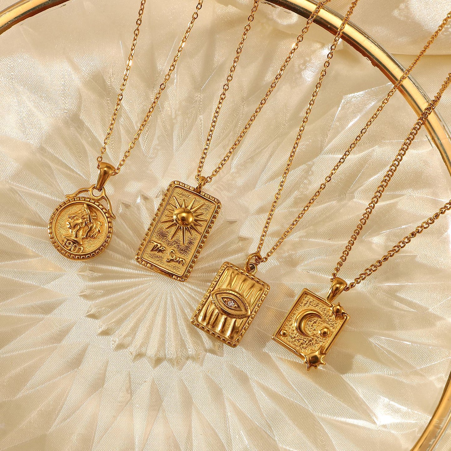 5pcs 18K Gold Plated Stainless Steel Jewelry Party Moon Sun Embossed Diamond Eyes Square Pendant Necklace For Women