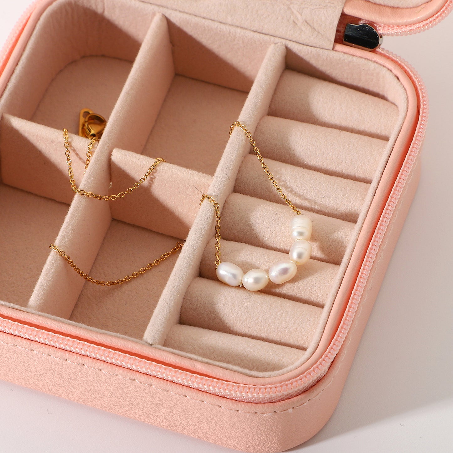 5pcs Exquisite Stainless Steel Jewelry 18K Gold Plated Collarbone Chain Natural Light Pearl Necklace Jewelry Women