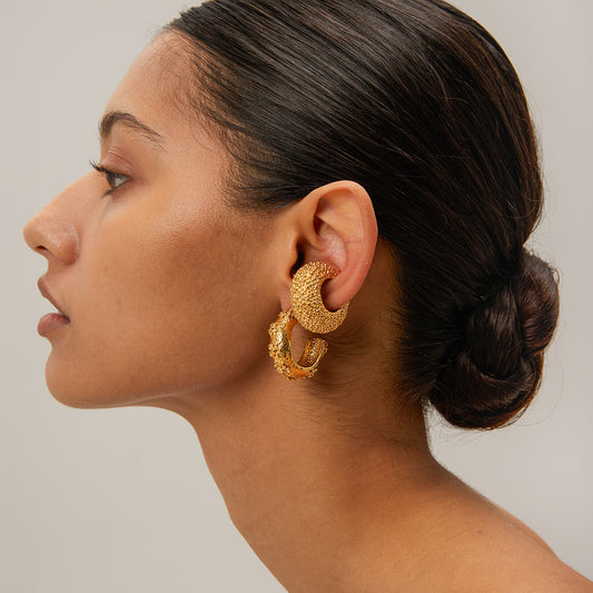 5pcs 18K Gold Stainless Steel Hammer Flower C-Shaped Earrings Niche Design Sense Of High-End Earrings Studs Women
